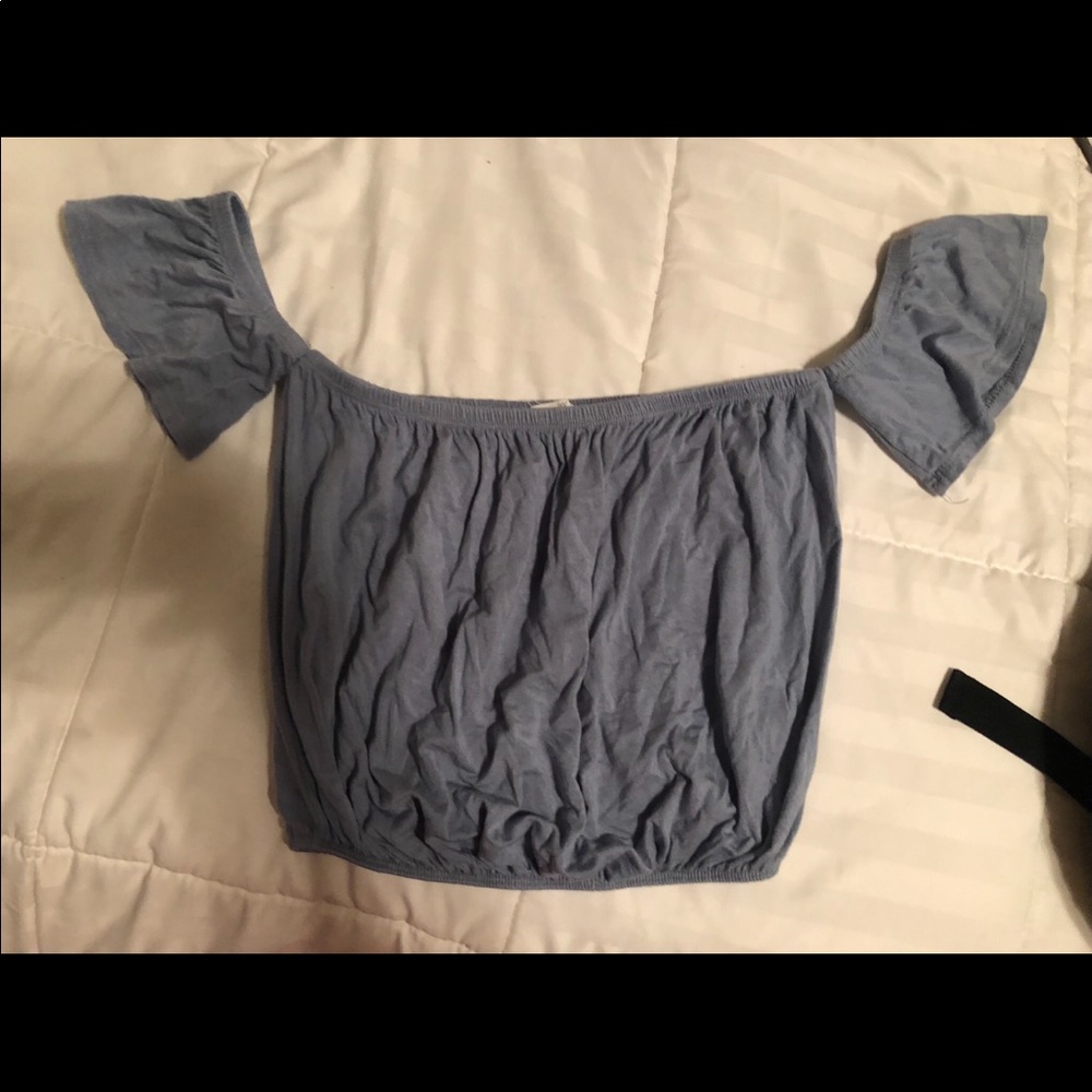 Off the shoulders shirt